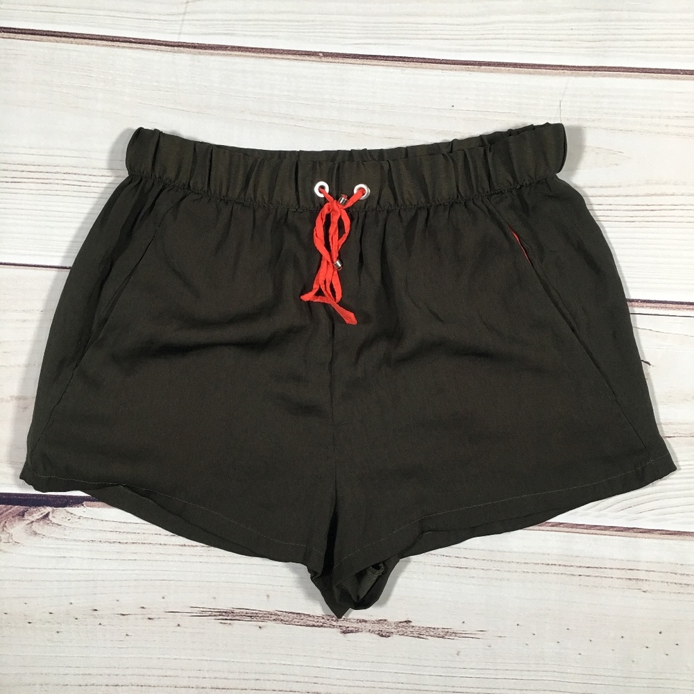 ZARA Olive Green Shorts Size Small